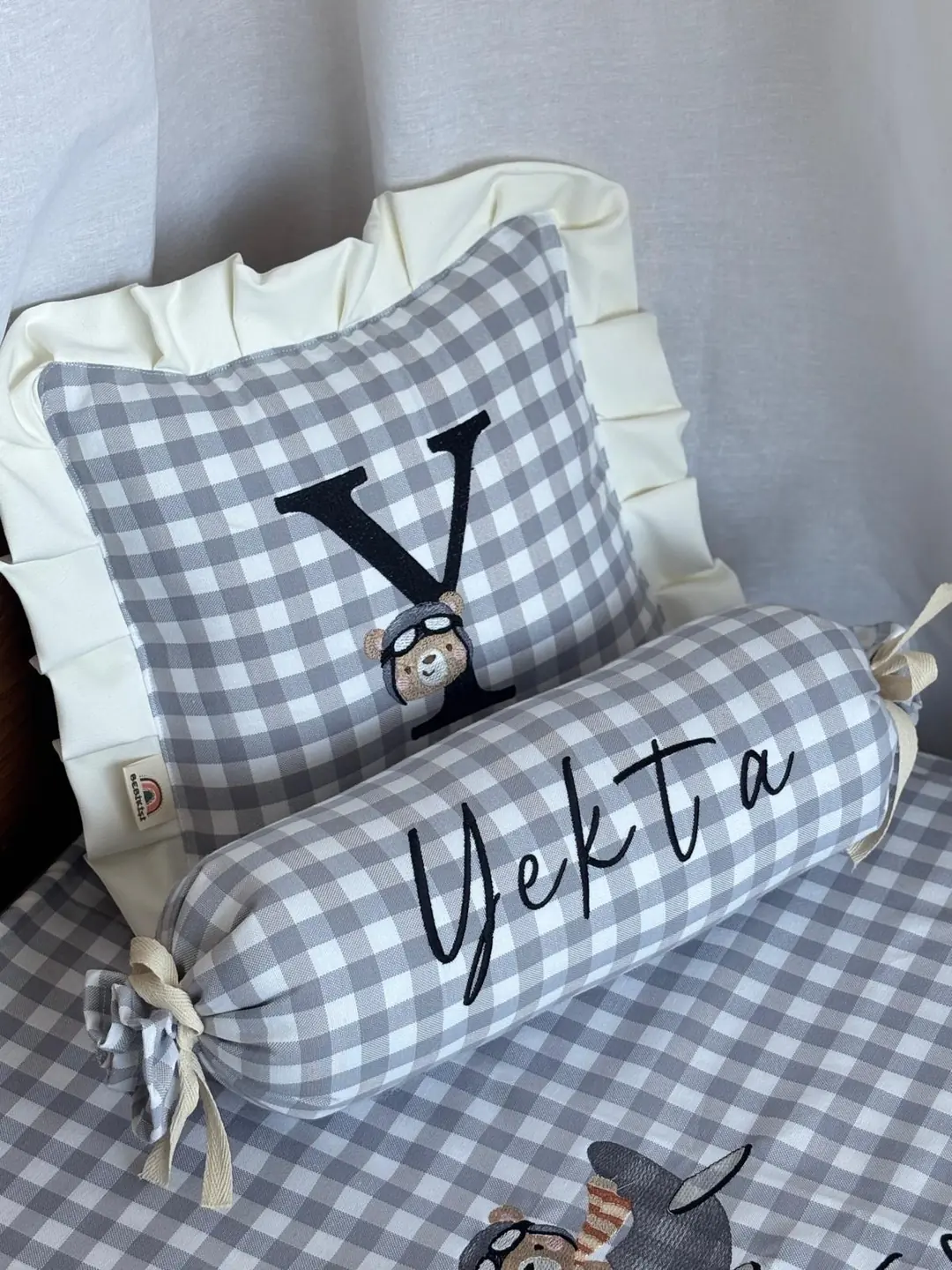 DEKORATİF 2'Lİ TAKIM YASTIK UÇAKLI AYI