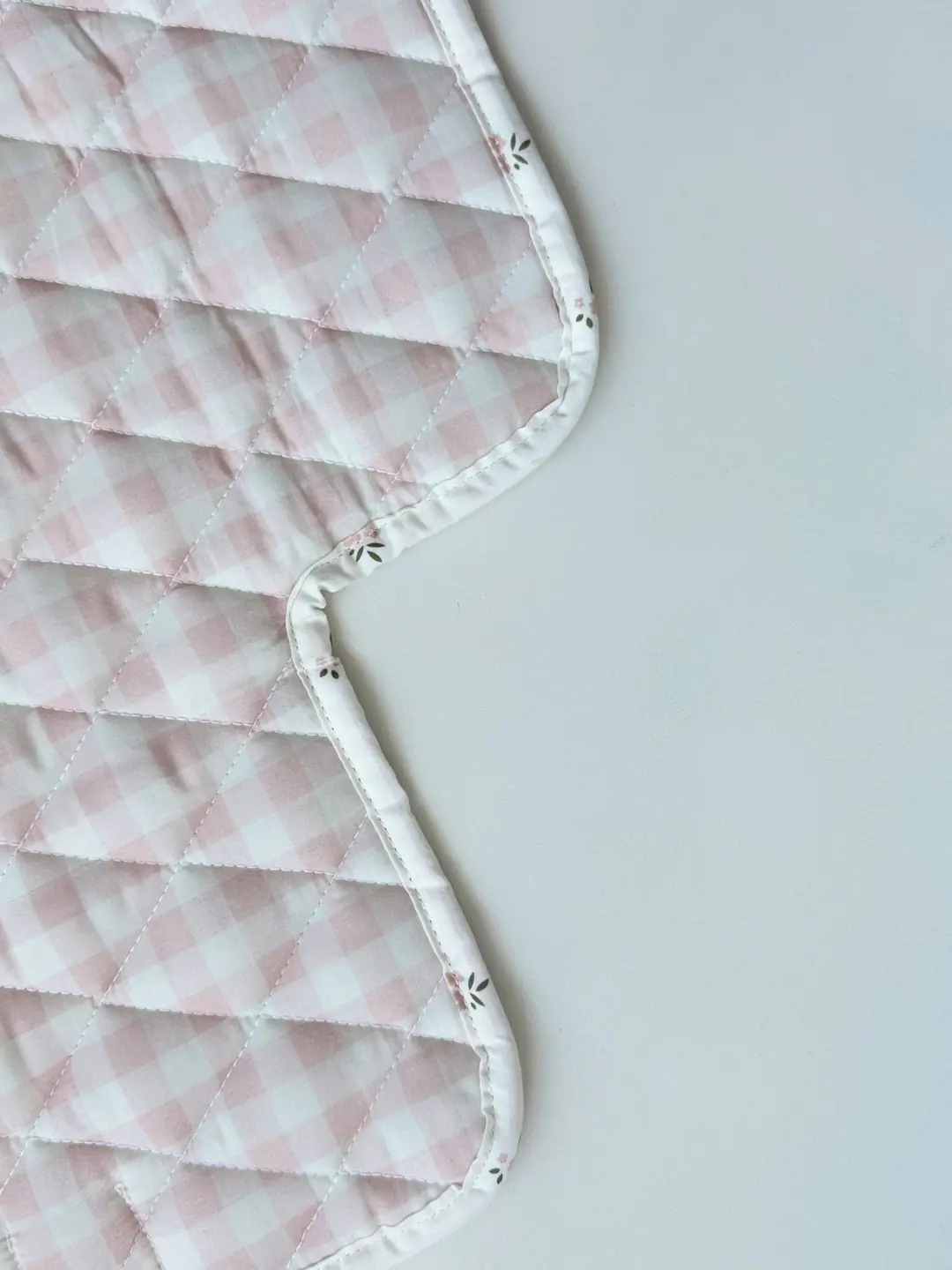 BEBEK KATLANABİLİR ALT DEĞİŞTİRME MATI BLUSH GARDEN 3