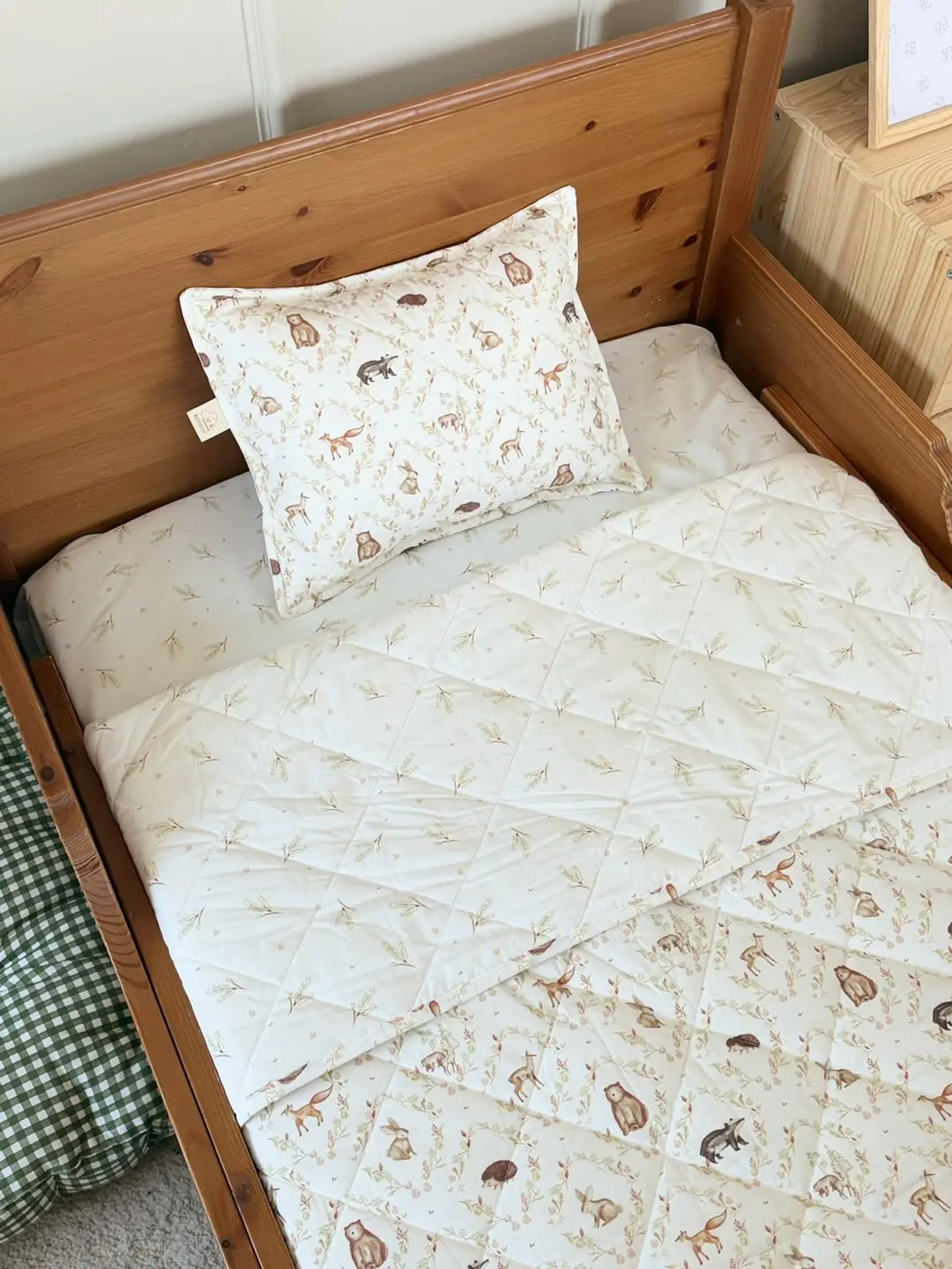 KAPİTONE YATAK ÖRTÜSÜ TAKIMI - WOODLAND