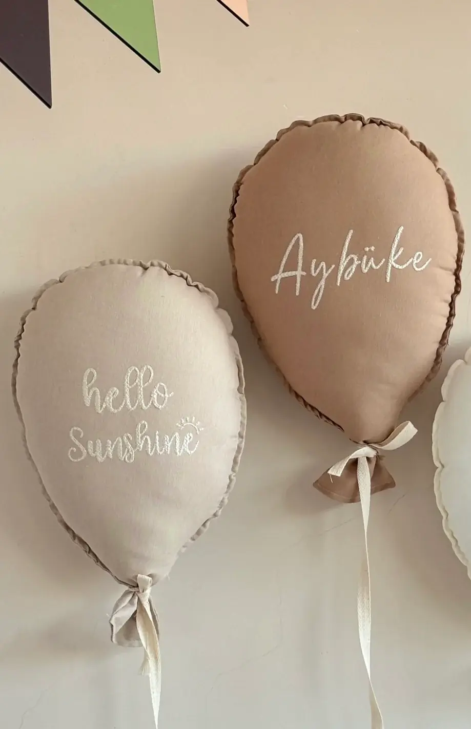 HELLO WORLD İSME ÖZEL NAKIŞ 2 li balon takımı
